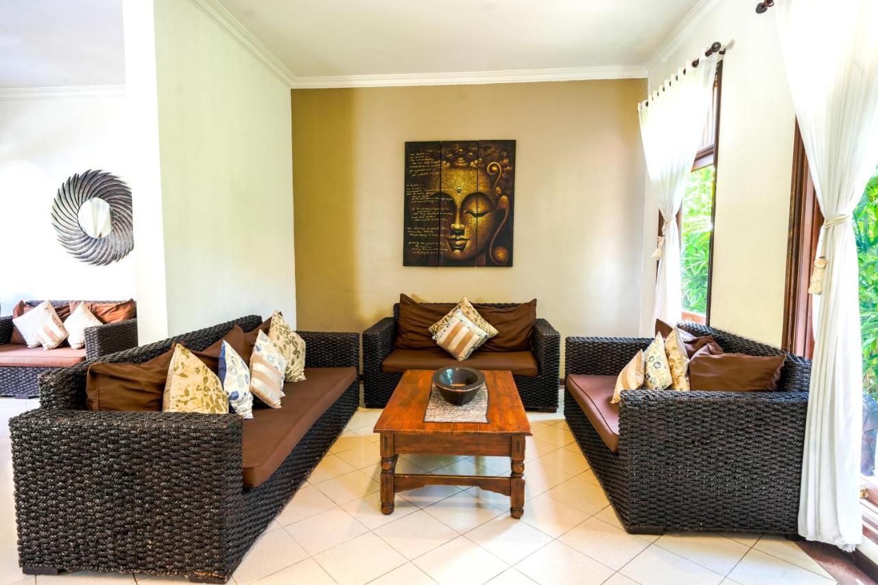 Sanket - Kuta - 6 Bedrooms - 6 Bathrooms - Great Location Villa Kuta Lombok