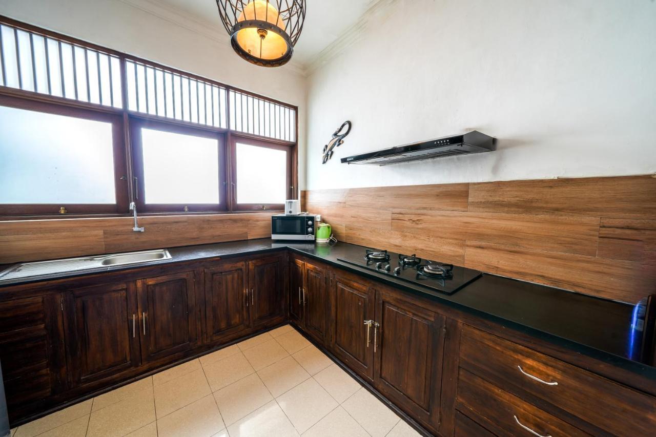 Sanket - Kuta - 6 Bedrooms - 6 Bathrooms - Great Location Kuta Lombok